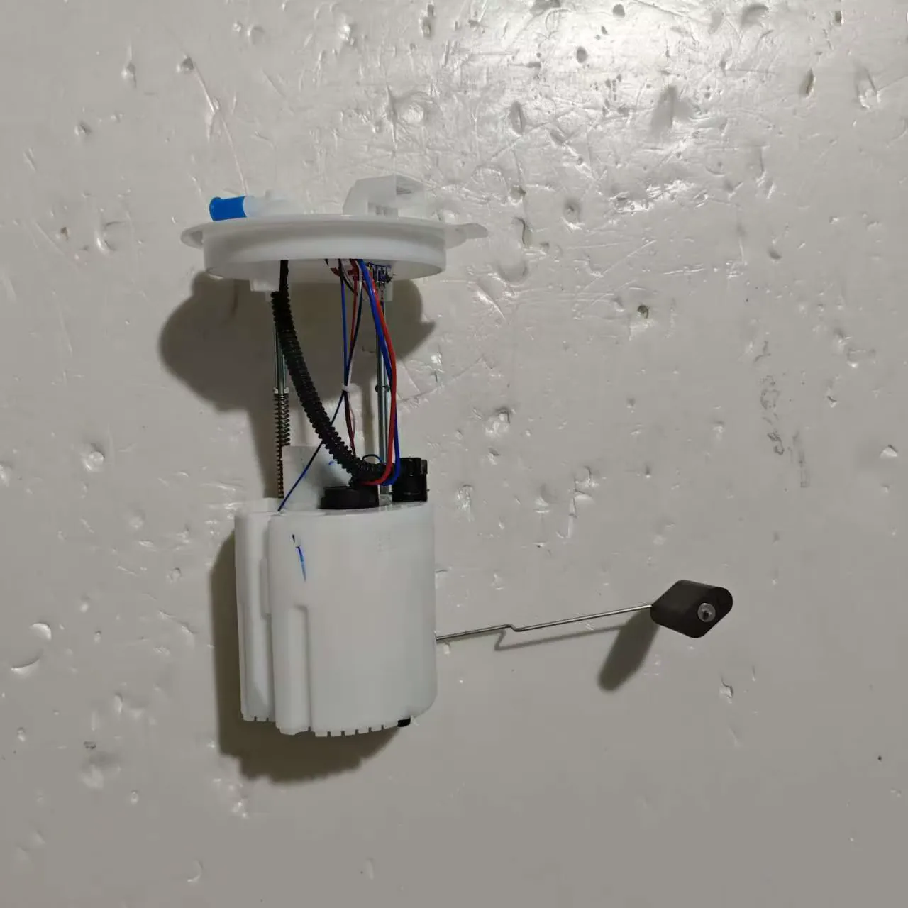 Fuel Pump for New Trumpchi GS8 2120003DRS0000 product photo