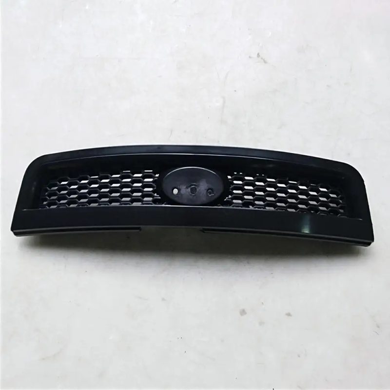 Grille for Faw Xiali Weizhi N5 2006-2009 — photo 2