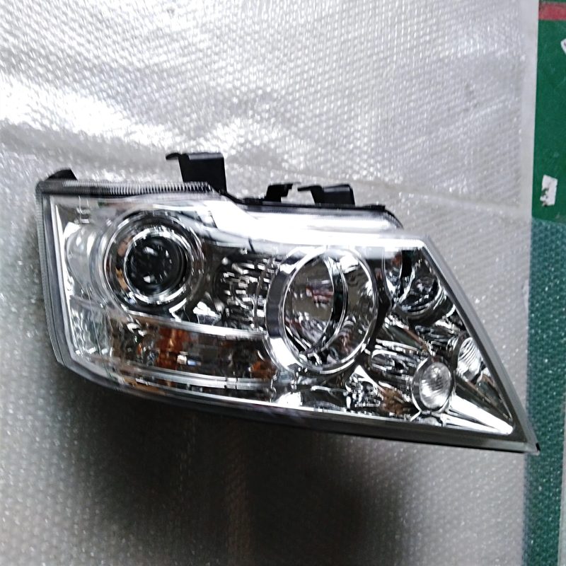 Head Light for DFM Succe HR16 1.6L — photo 2