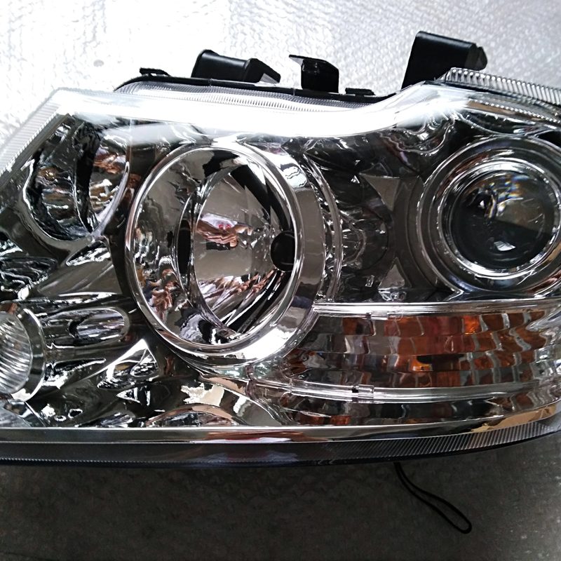 Head Light for DFM Succe HR16 1.6L — photo 3
