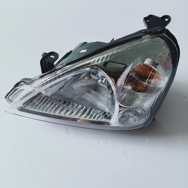 Headlamp for Suzuki Liana — photo 2