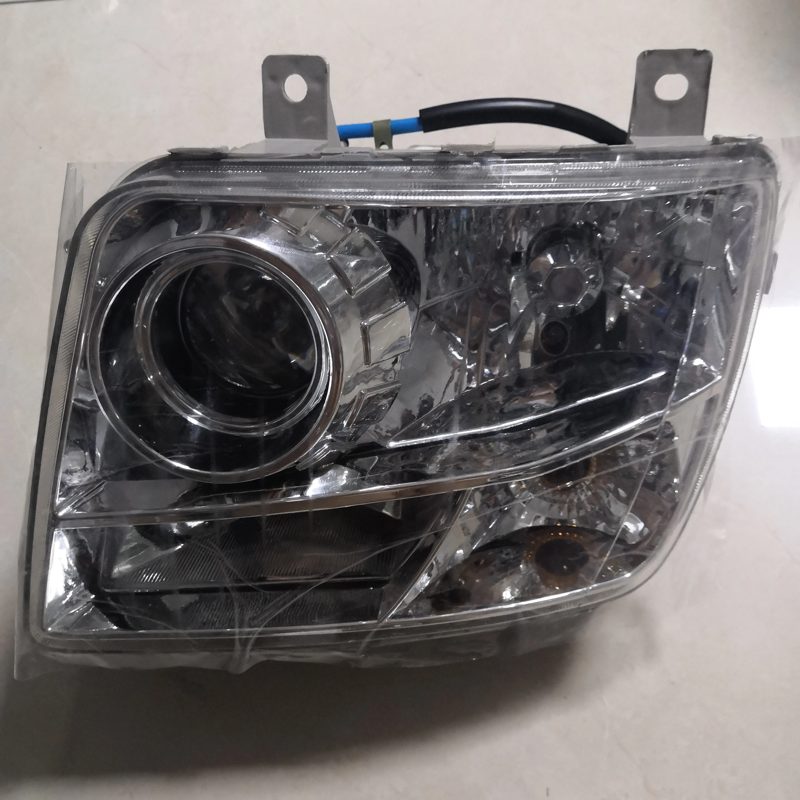 Headlight for Foton Auman Truck — photo 3