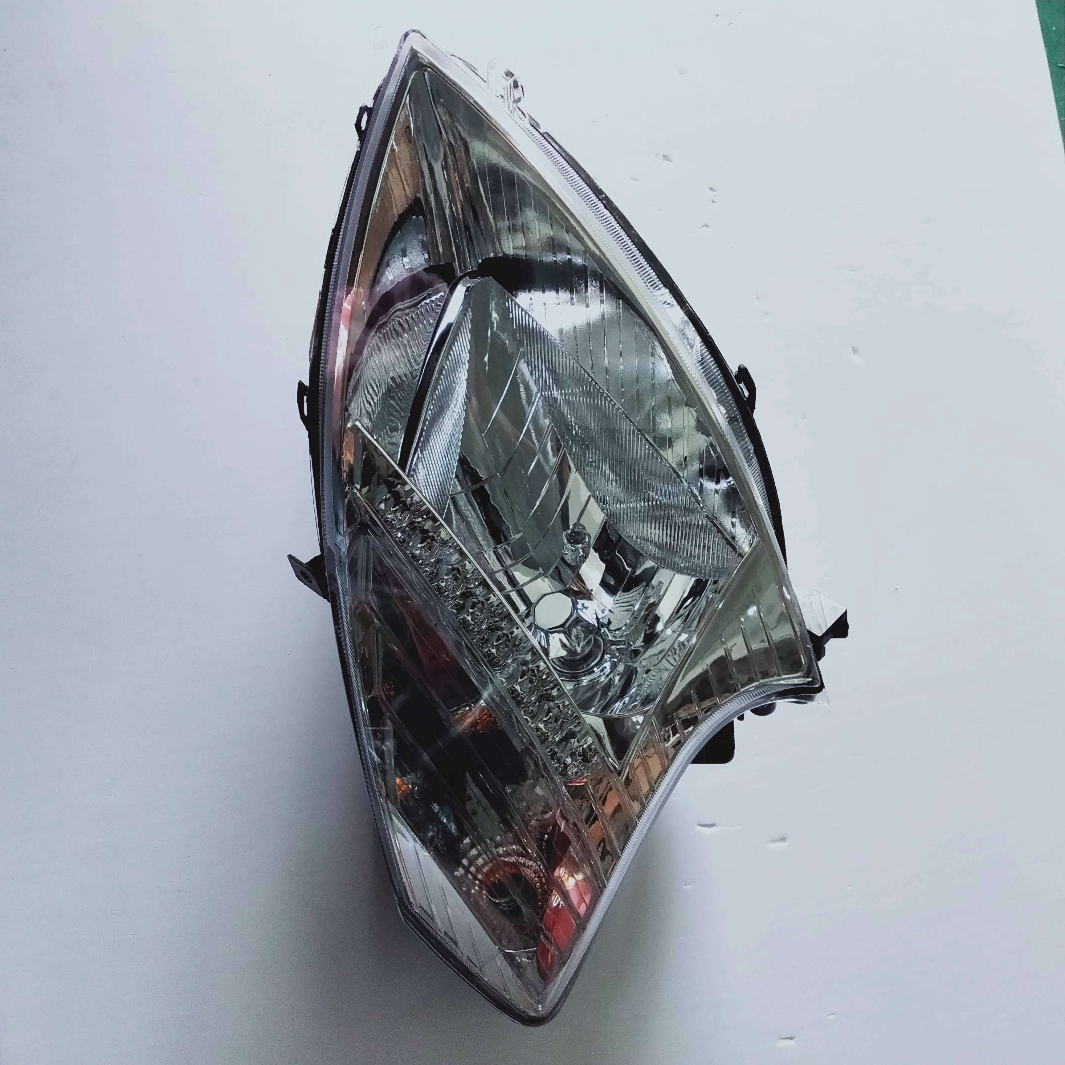 Headlight for Great Wall Flodia product photo