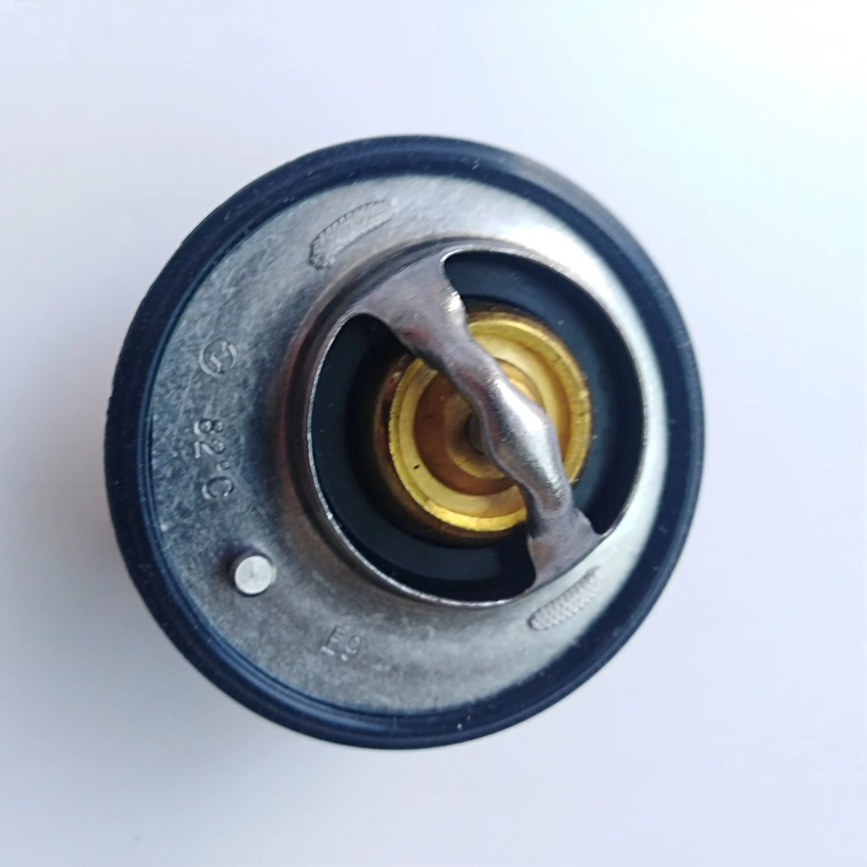 HFC4GB2.3D 1500cc Engine Thermostat Suitable for JAC Refine S2 SEI2 QUANTUM 1041200GG010-D product photo