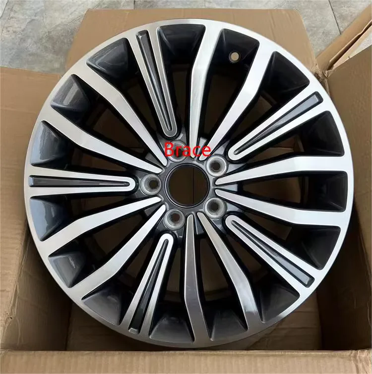 High Quality 17 Inches Wheel Rim Wheel Hub for Trumpchi GA8 320T 2.0T 2017 product photo