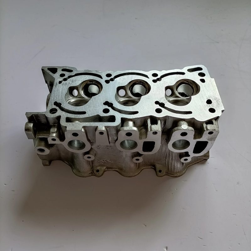 High Quality Cylinder Head for Daihatsu Hijet Engine Cb42 G100 — photo 3