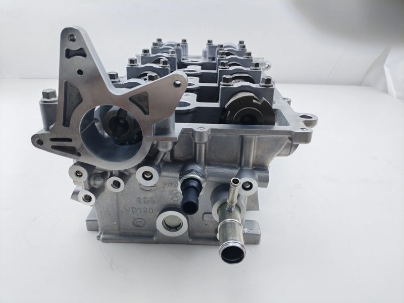 High Quality Engine Cylinder Head Assembly for GAC Trumpchi GA8 2.0T Auto Parts — photo 3