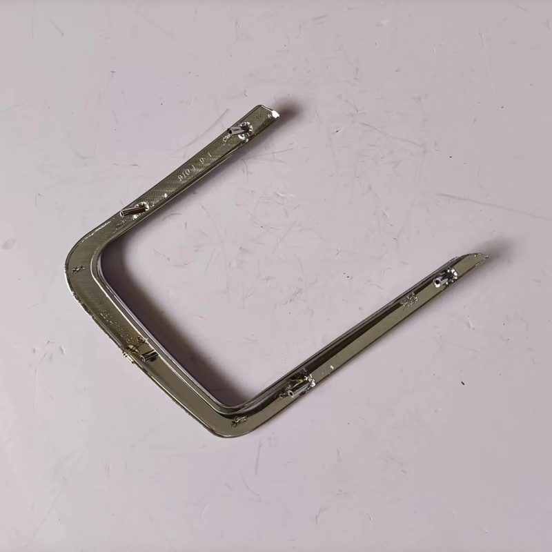High Quality Rear Bumper Strip for JAC S2 SEI 2 T40 2804111U1910 2804112U1910 — photo 2