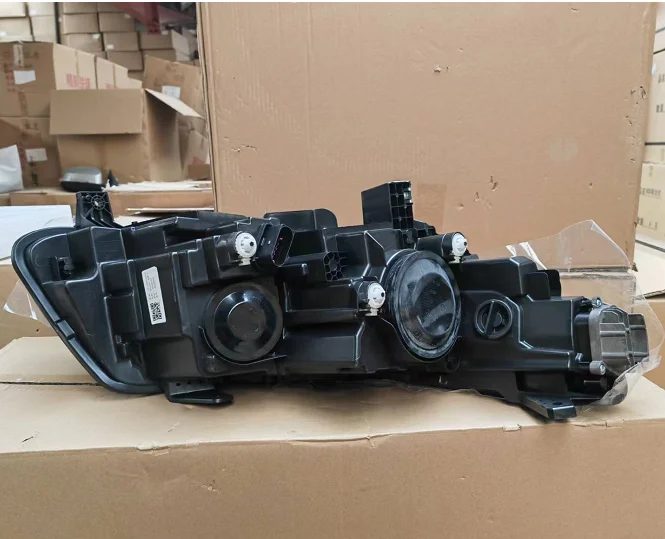 Hot Sale Auto Parts Front Light Headlight for Baic Beijing X55 2017 — photo 2