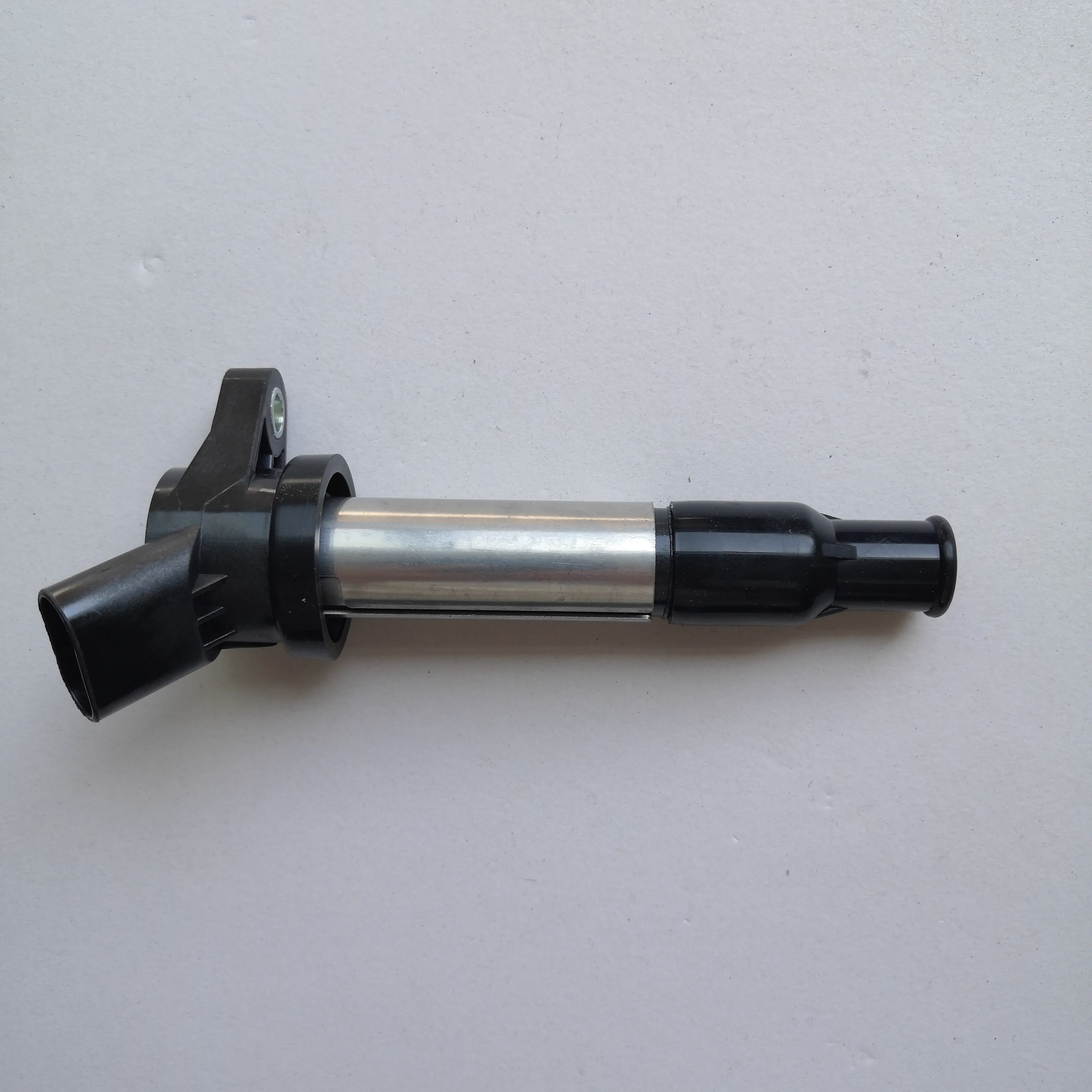 Ignition Coil for Geely EC7 DFSK C37 3705100E0100 28244734 product photo