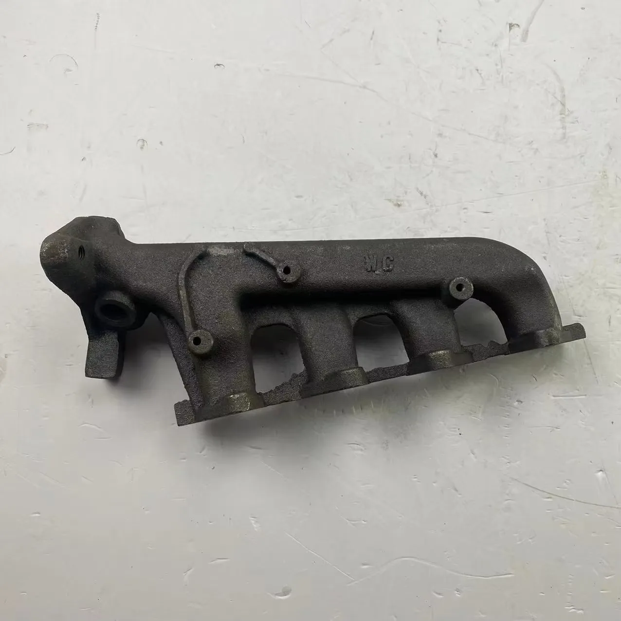Intake Manifold for FAW XPV CARRIER 6371 product photo