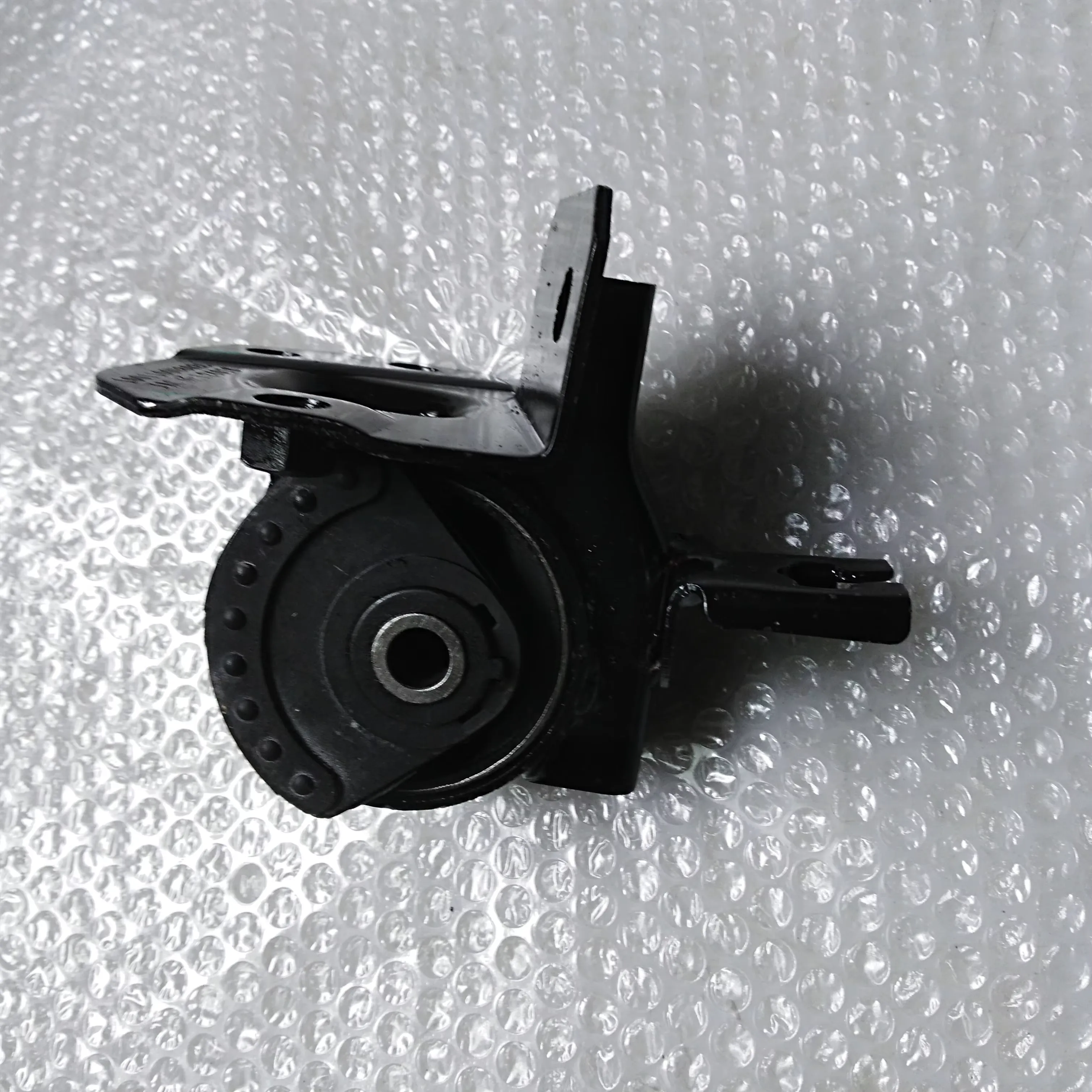 Left Engine Mount Suitable for JAC J3 VVT Engine 1001100U8020