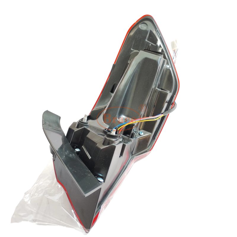 Left/Right Outer Tail Light for Geely Binrui OEM: 7057016500 / 7057016300 — photo 4