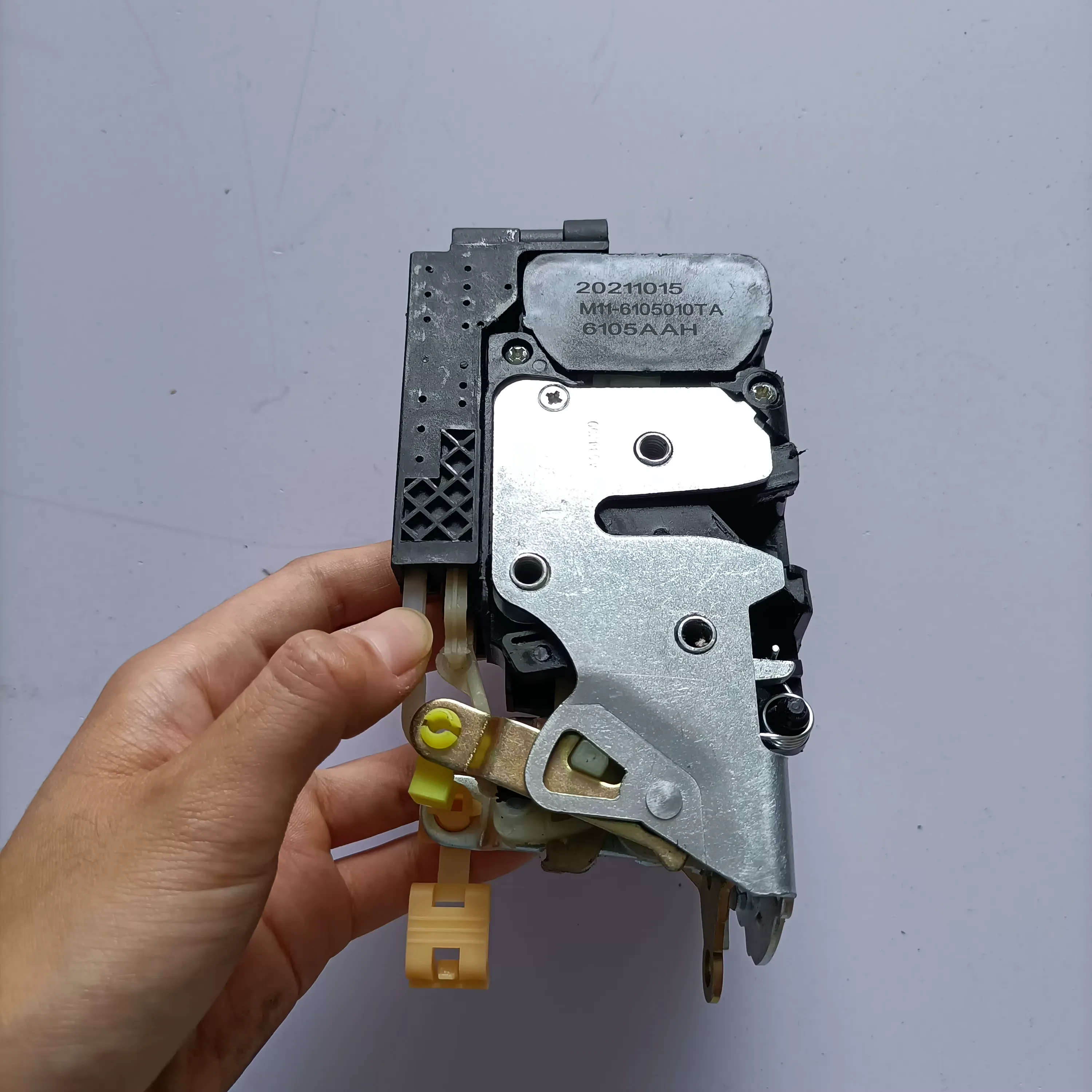 M11-6105010 Front Left Door Lock for Chery A3 product photo