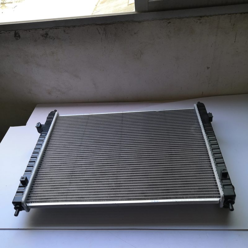Manual Car Radiator for Changan CS35 1.5L JL478 Engine OEM 1301000-W01 — photo 2