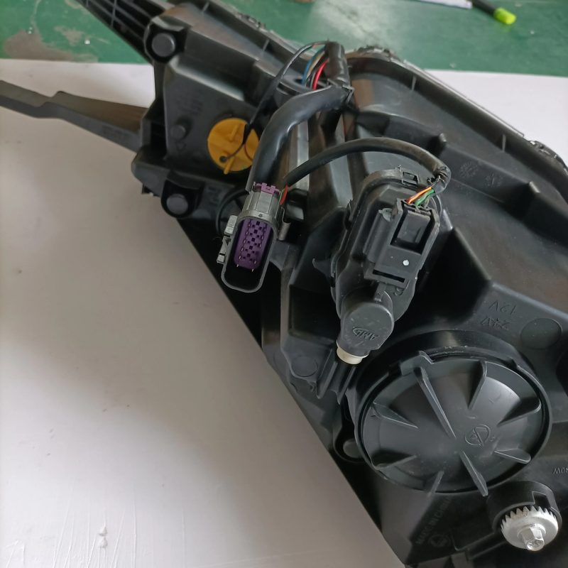 MG ZS Other Engine Parts Headlight LH for MG ZS 10703383 — photo 4