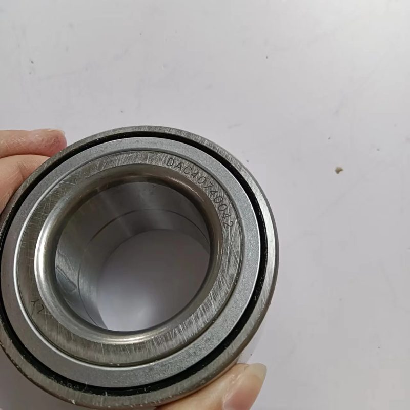 OEM 1064001701 Front Wheel Hub Bearing for Geely Emgrand EC7 — photo 3
