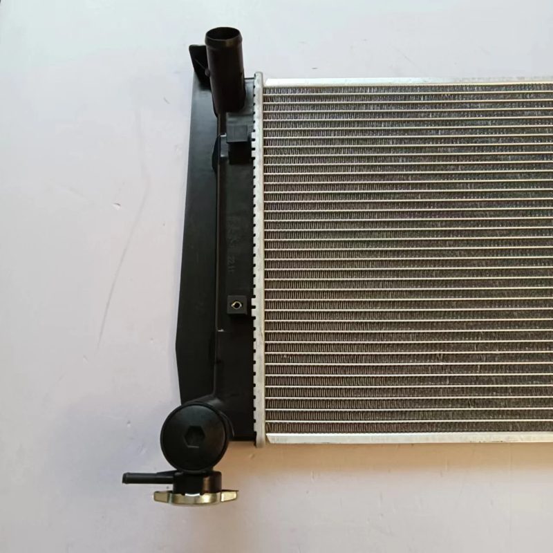 OEM 1066002225 Car Radiator for Geely Emgrand EC7 — photo 3