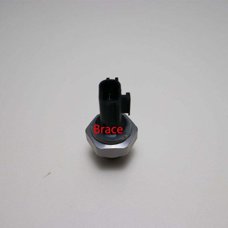 Oil Pressure Sensor for Chery A5 OEM 019CHA-1504210 — photo 3