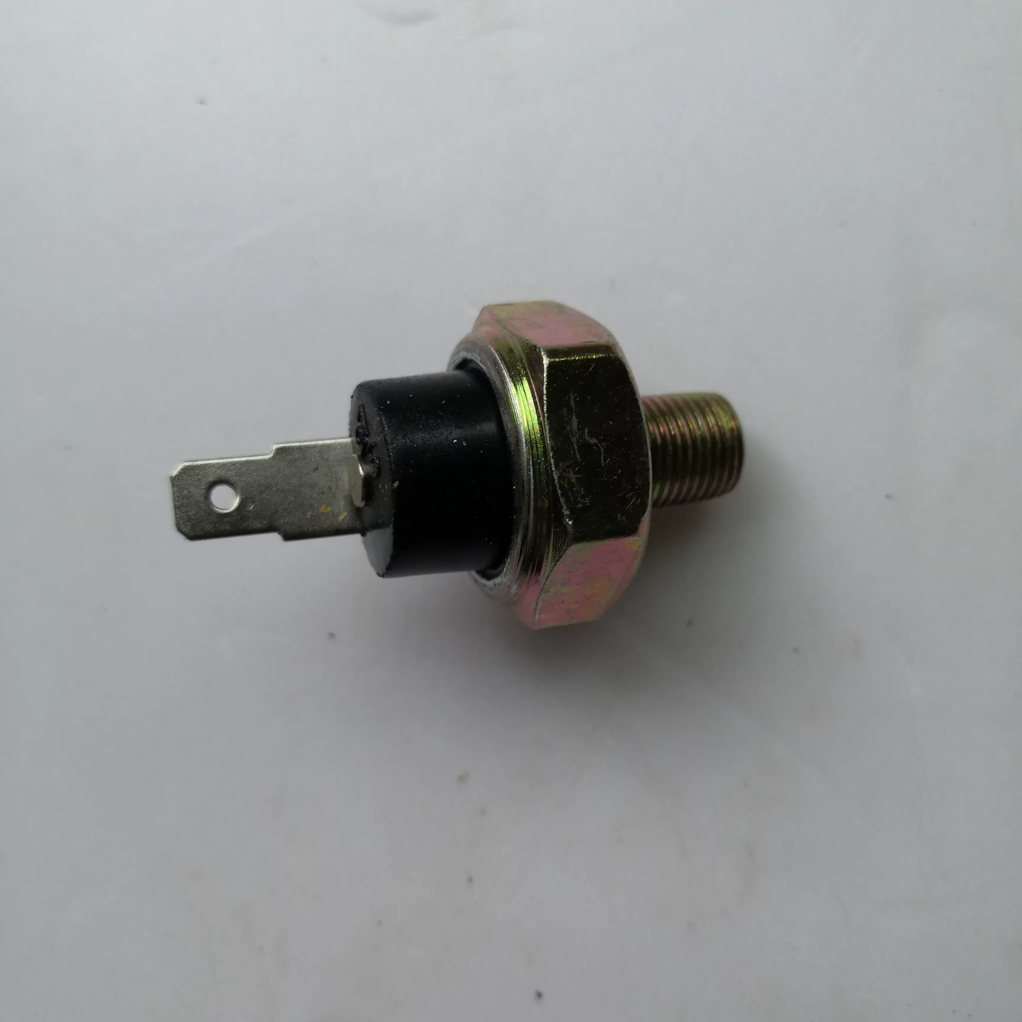 Oil Pressure Sensor for FAW V80 T80 GF1500 1.5 product photo