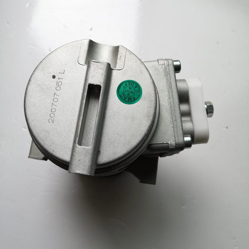 Original AC Compressor for Haima S5 FA1A-61-450 — photo 3
