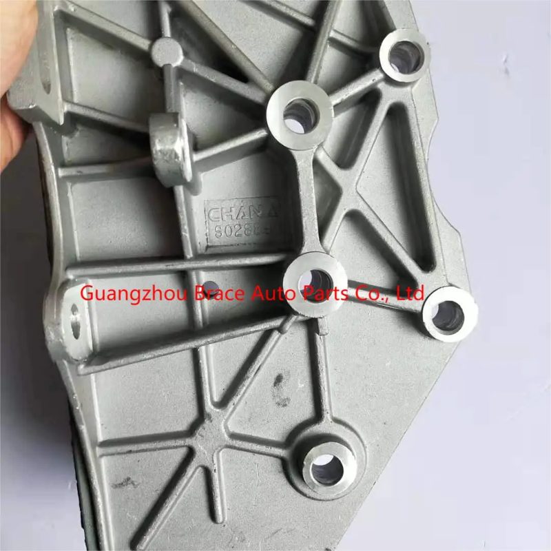 Original AC Compressor Mounting for Changan CX30 Alsvin — photo 3