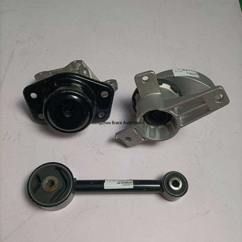 Original Engine Mount Set for BAIC SENAVO D20 X25 OEM 111001030 111001060 111001010 — photo 2