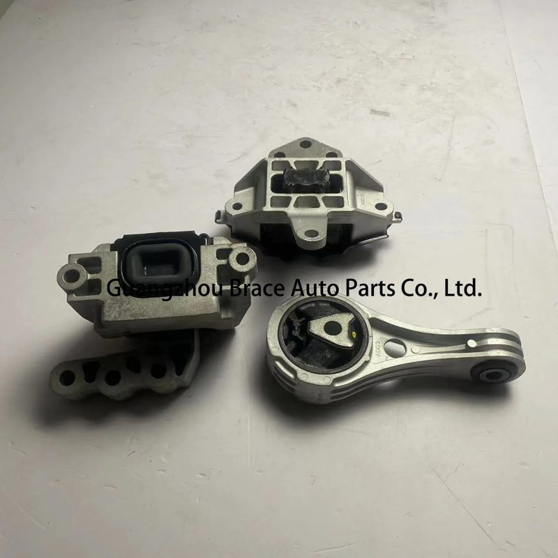 Original Engine Mounting Set for Trumpchi GA8 320T 2.0T 2017 OEM 2420003BAL0100 2420005BAL0100 2420010BAL0100 — photo 2