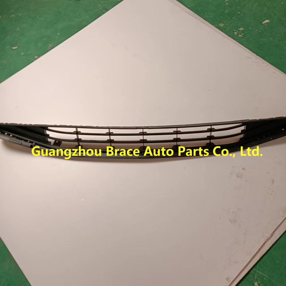 Front Bumper Lower Grille for MG5 Roewe 550 OEM 10359707 product photo