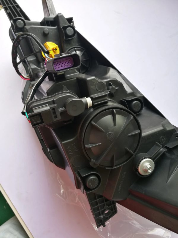 Original Head Lamp for MG ZS 2017-2019 — photo 3