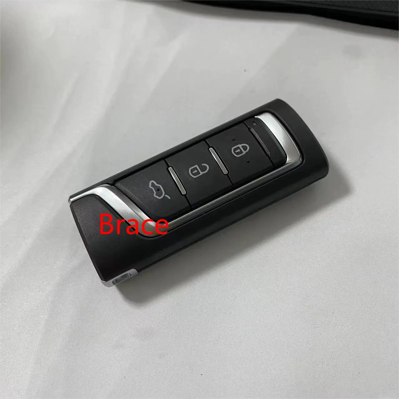 Original Remote Control Key for Trumpchi GA8 320T 2.0T 2017 OEM 8245009BAL0001 product photo