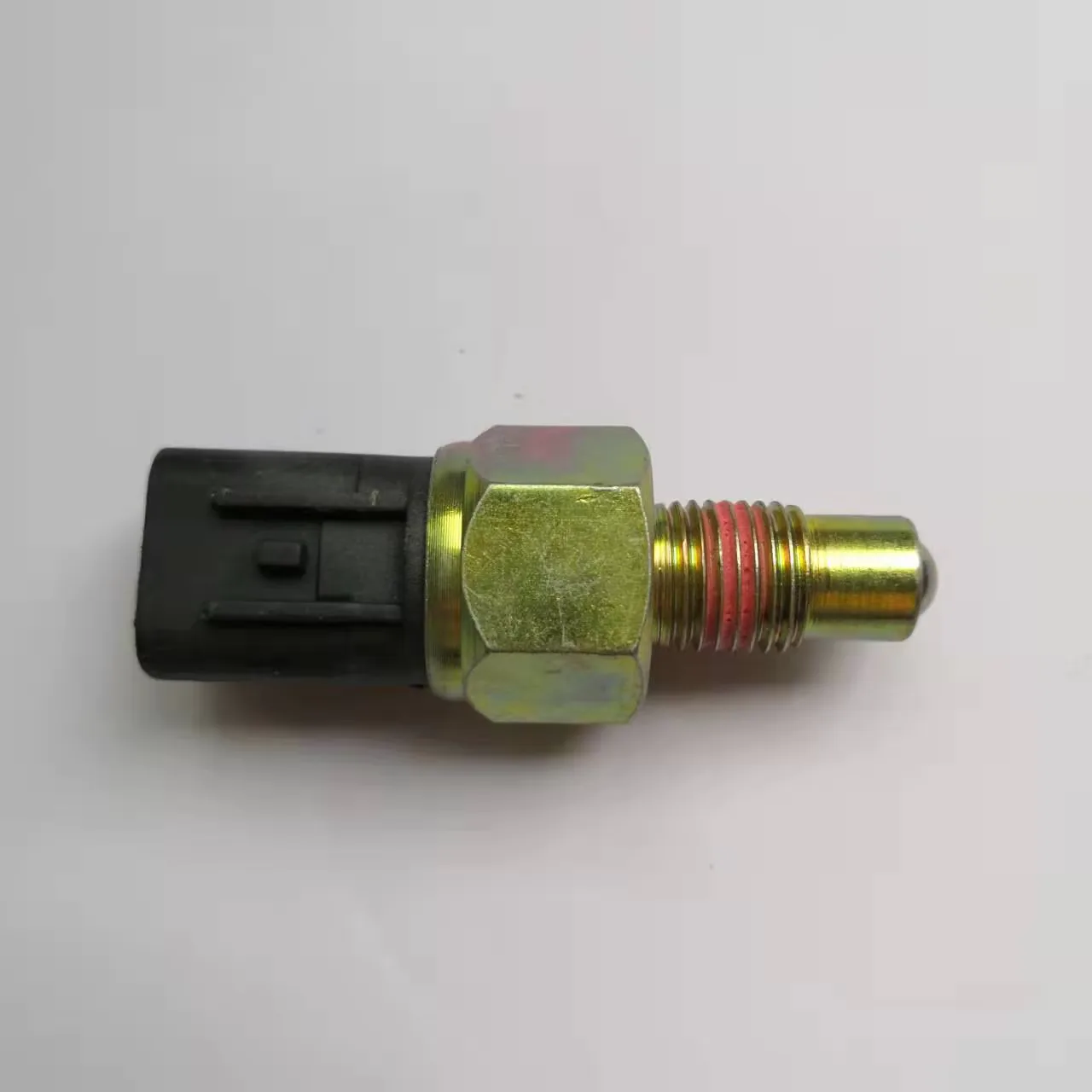 Original Reverse Lamp Switch Sensor Suitable for JAC J3/A13 /iEV4 S1700L21069-4000