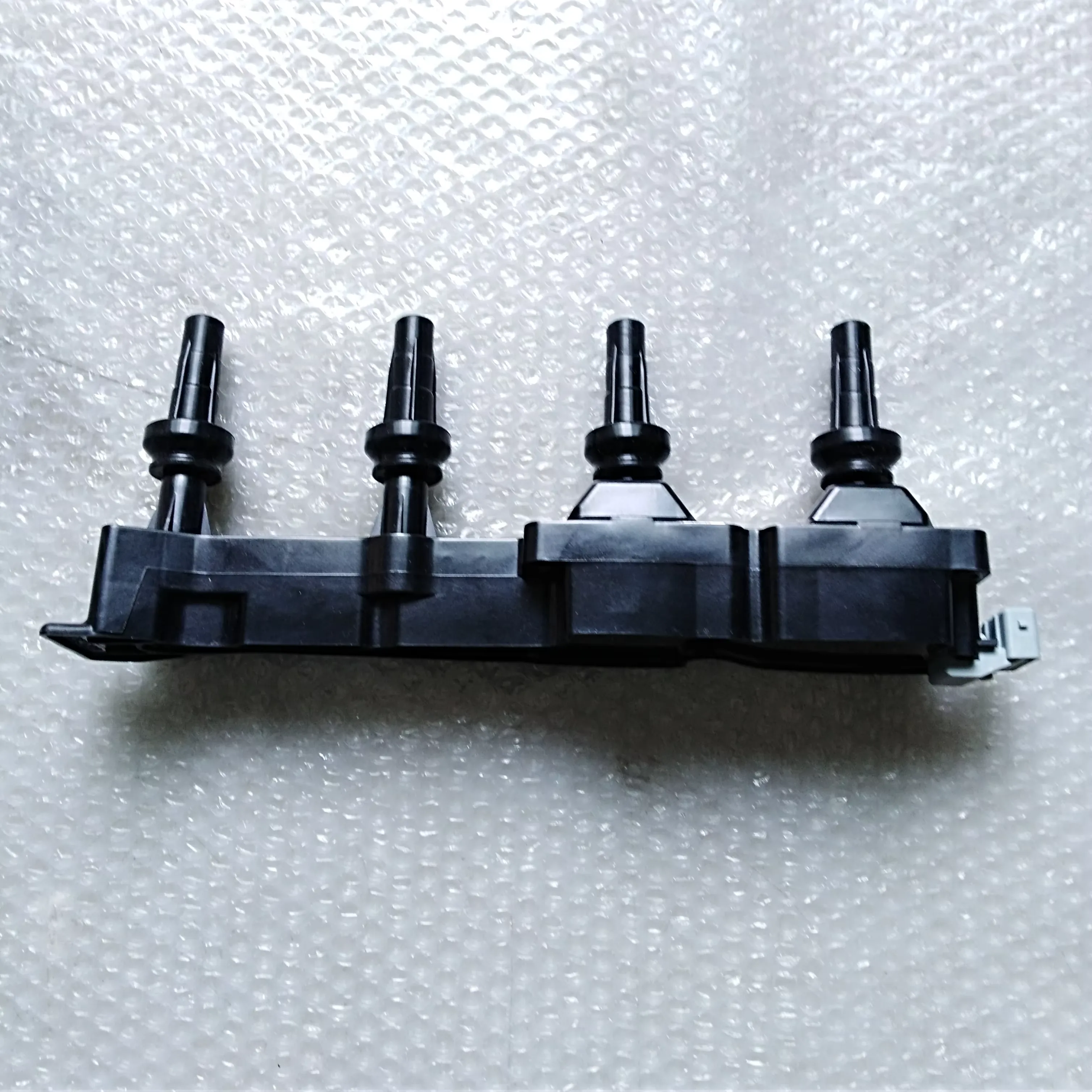 Original Wholesale Ignition Coil 597080 for TU5JP4 1.6L Engine product photo
