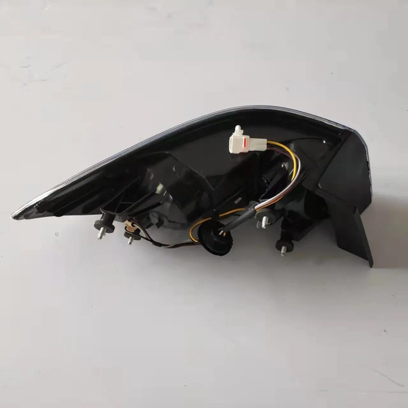Outer Tail Lamp for Chana Alsvin — photo 2