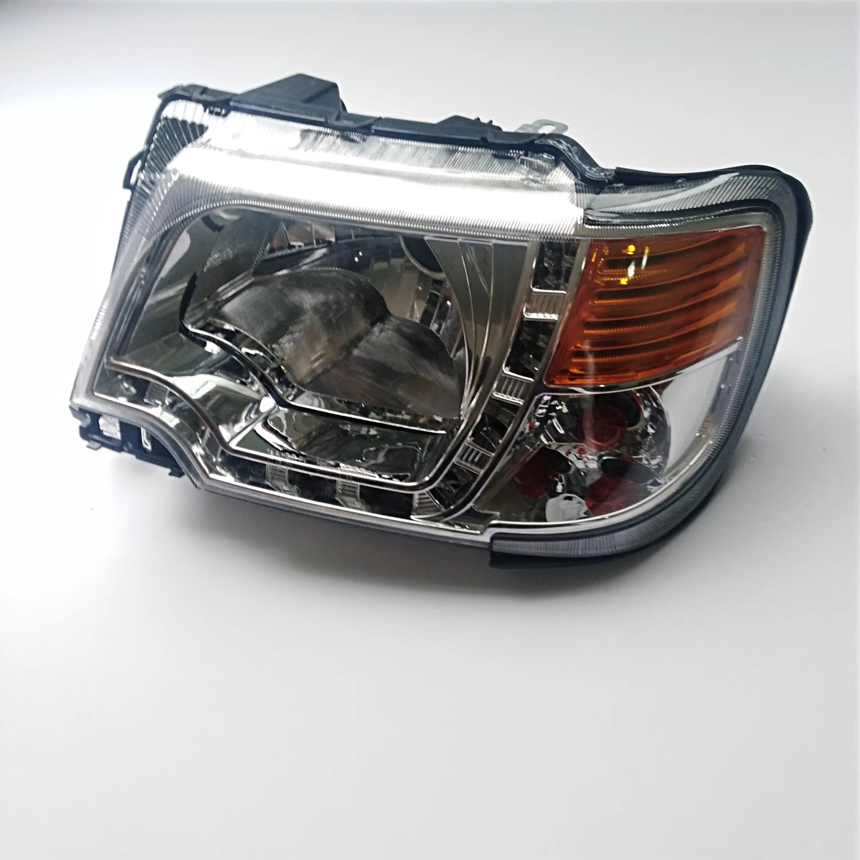 P27 Head Lamp for Dongfeng Rich 26060-P2760  26010-P2760 product photo