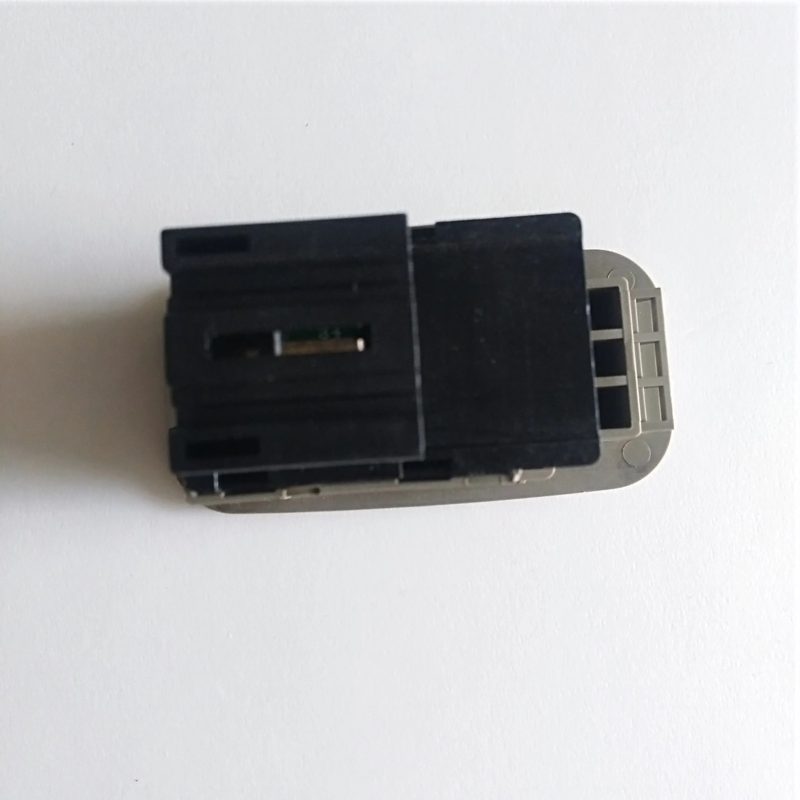 Passenger Window Switch for Chery Q22 Karry Q21-3746050GA — photo 2
