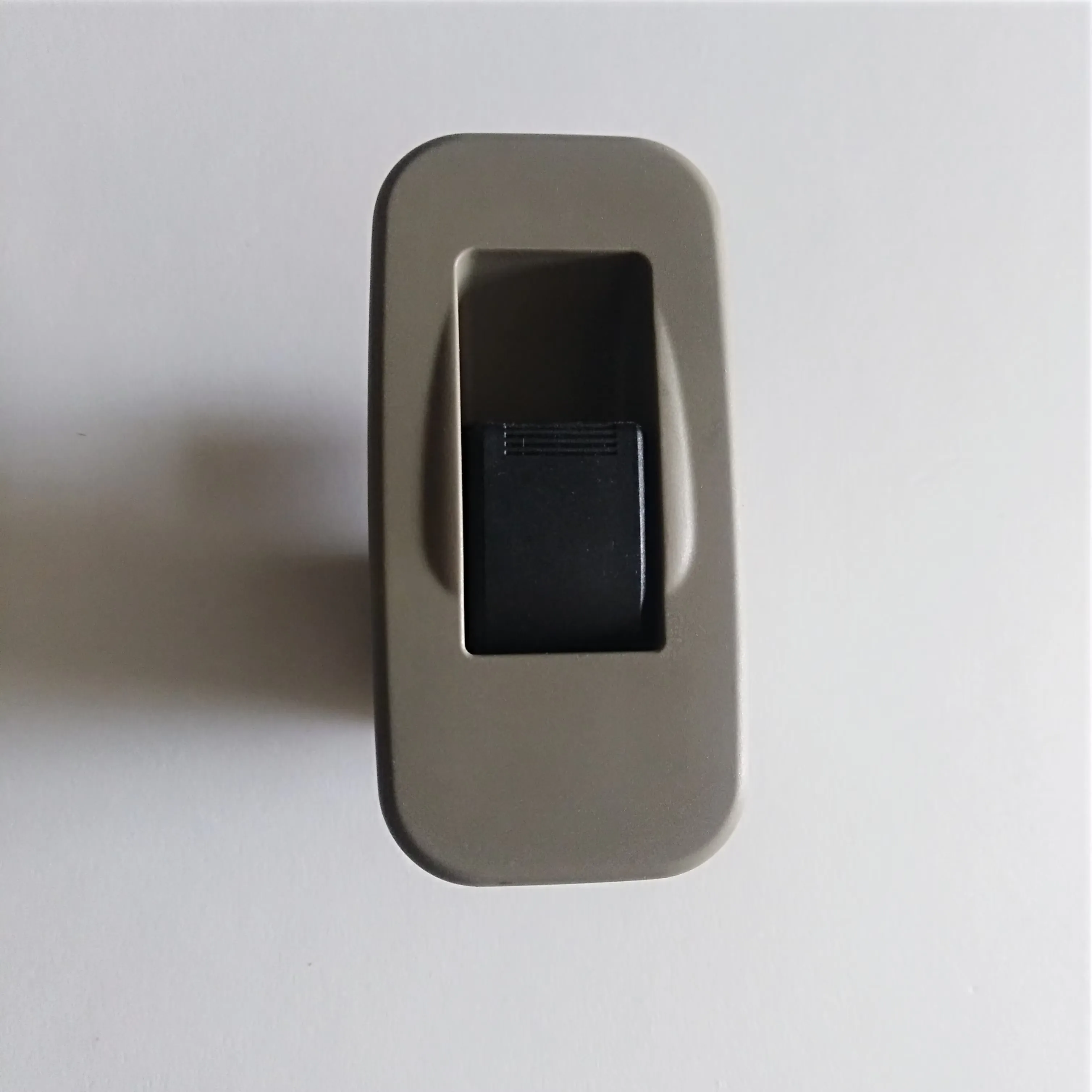 Passenger Window Switch for Chery Q22 Karry Q21-3746050GA