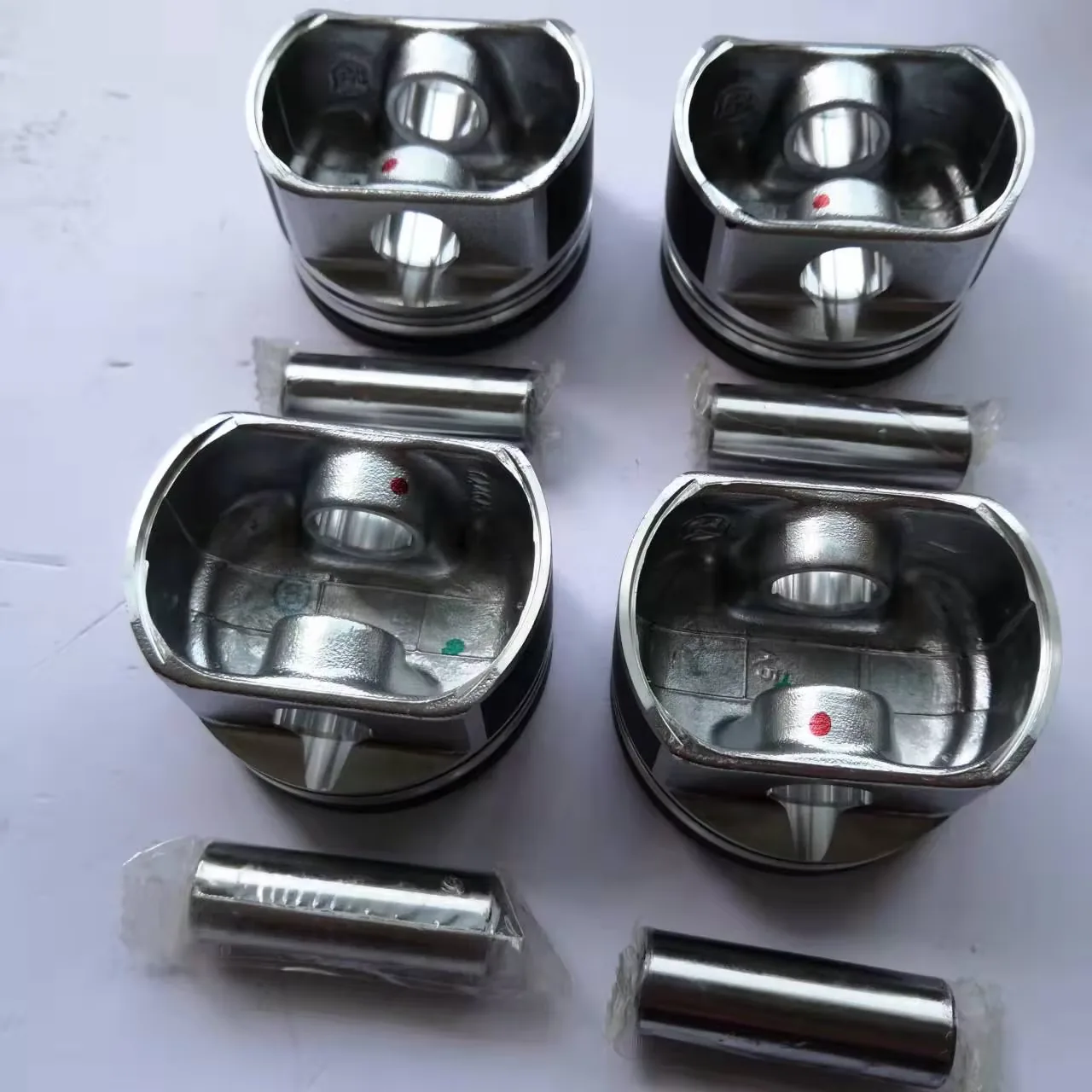Piston Set for Faw Weizhi V2/Faw Xiali N5 product photo