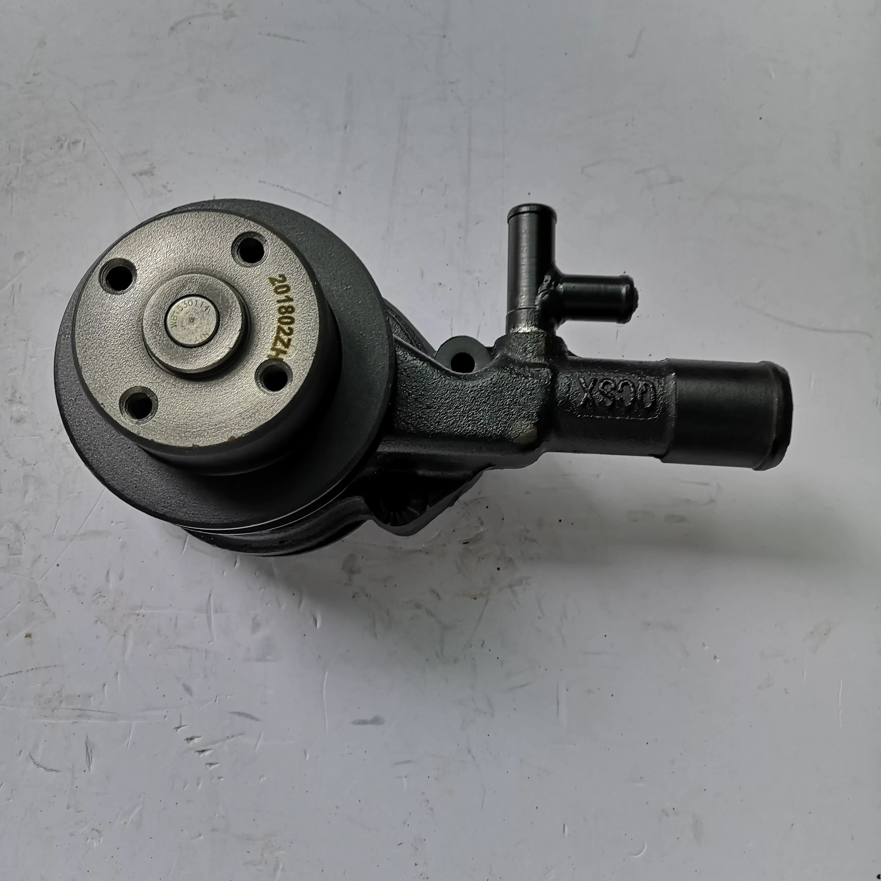QC480 Diesel Engine Water Pump for Foton Truck Changan Loader 2408001810000 product photo