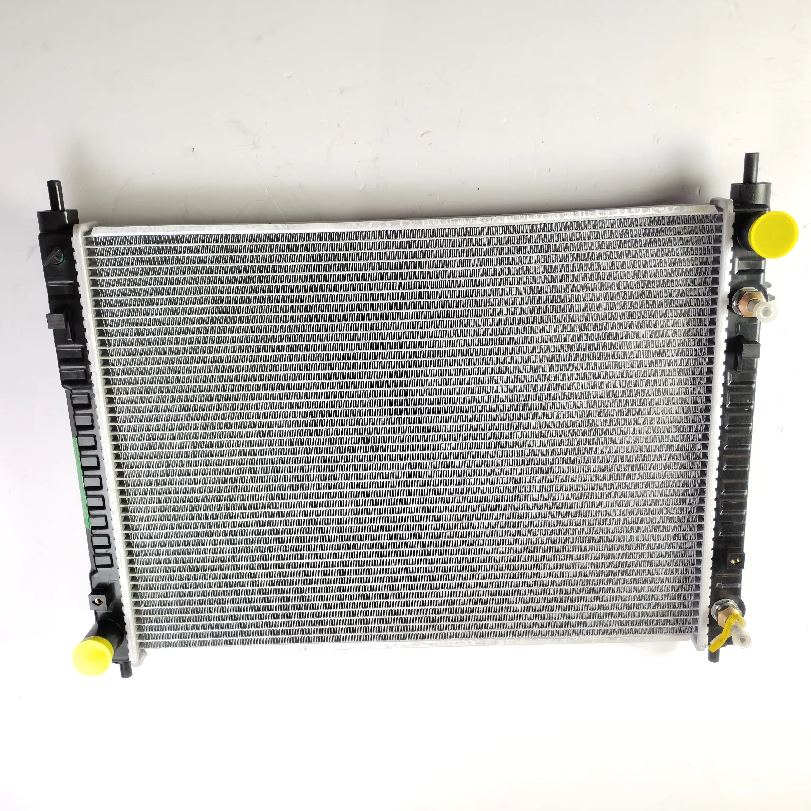 Radiator for Changan CS35 2012-2016 1.6 at OEM 1301000W02 product photo