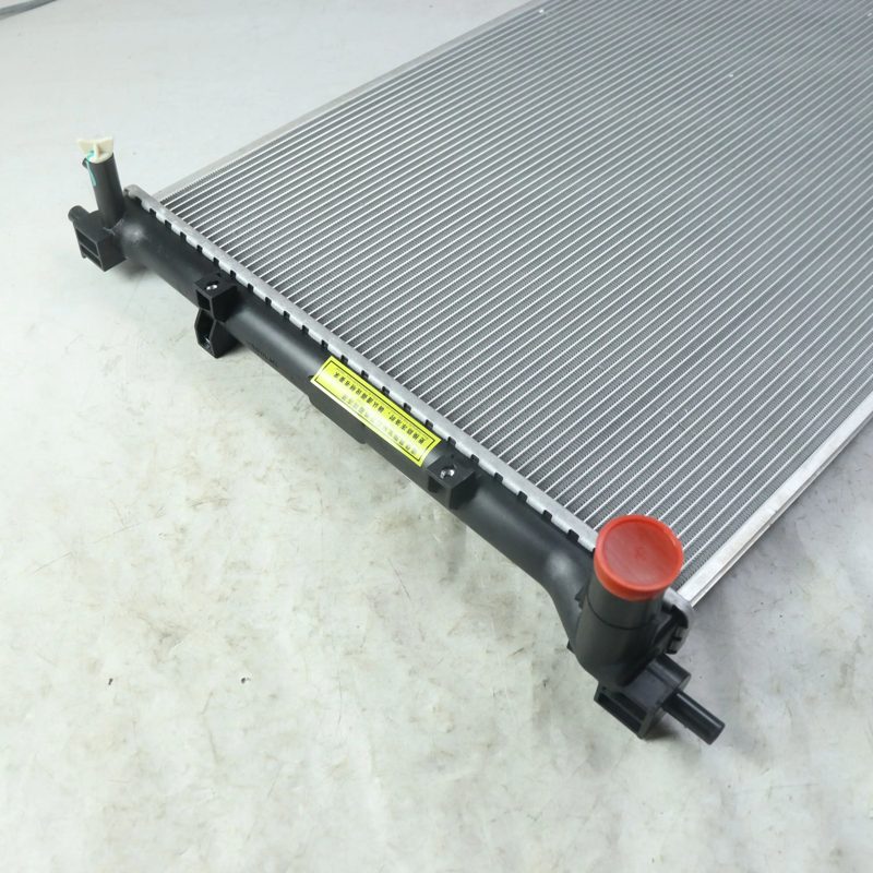 Radiator for Changan CS95 OEM S401020-0300 — photo 3