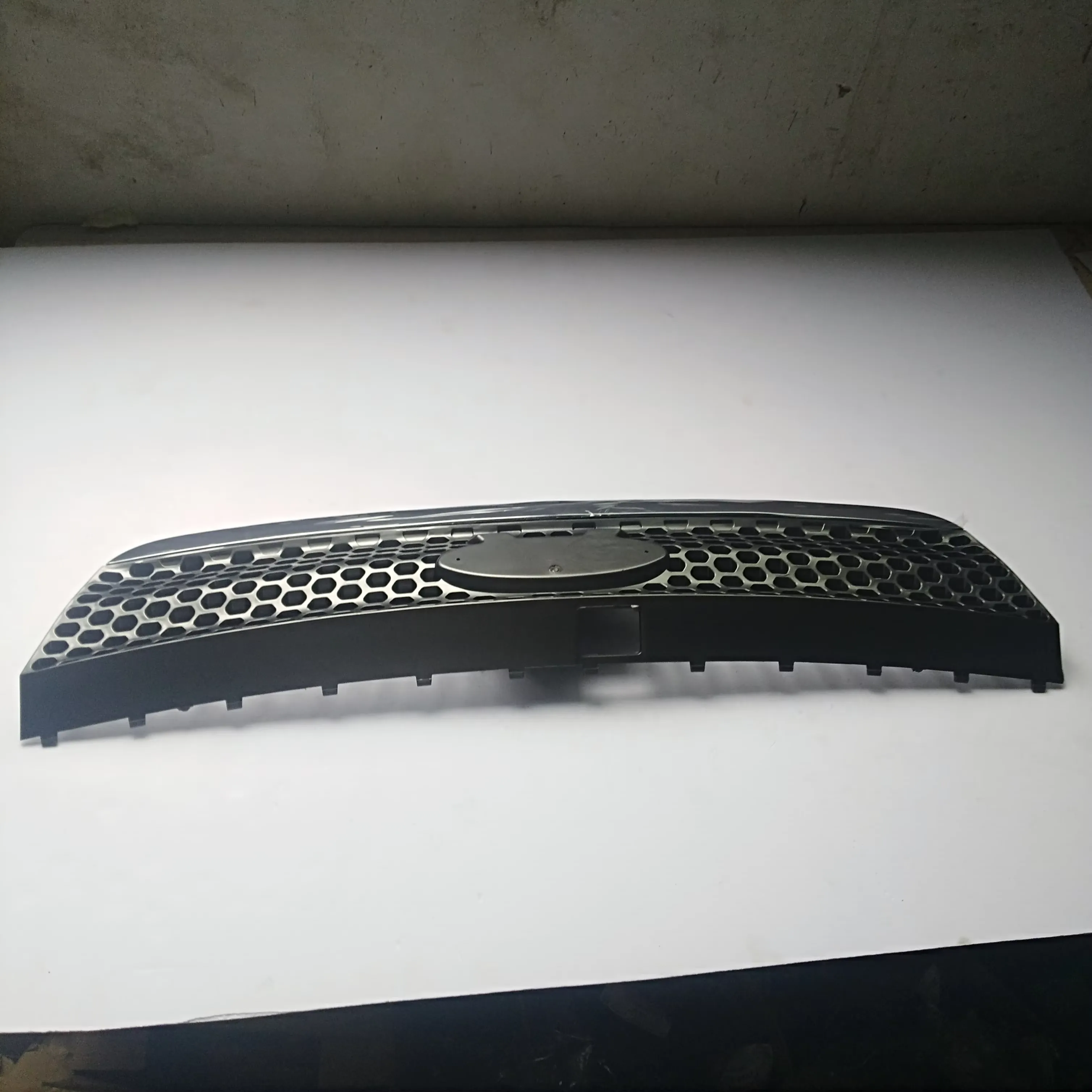 Radiator Grille for Chery A3 J3 Skin Speranza M11-8401130 product photo