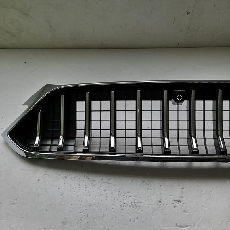 Radiator Grille Suitable for JAC J7 2803200U7300 — photo 2