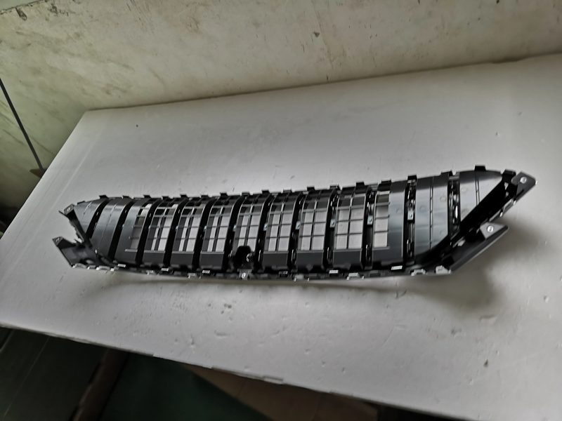 Radiator Grille Suitable for JAC J7 2803200U7300 — photo 3