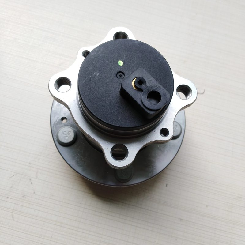 Rear Wheel Hub Bearing for DFM Dongfeng Glory 580 1712010-SA01 — photo 2
