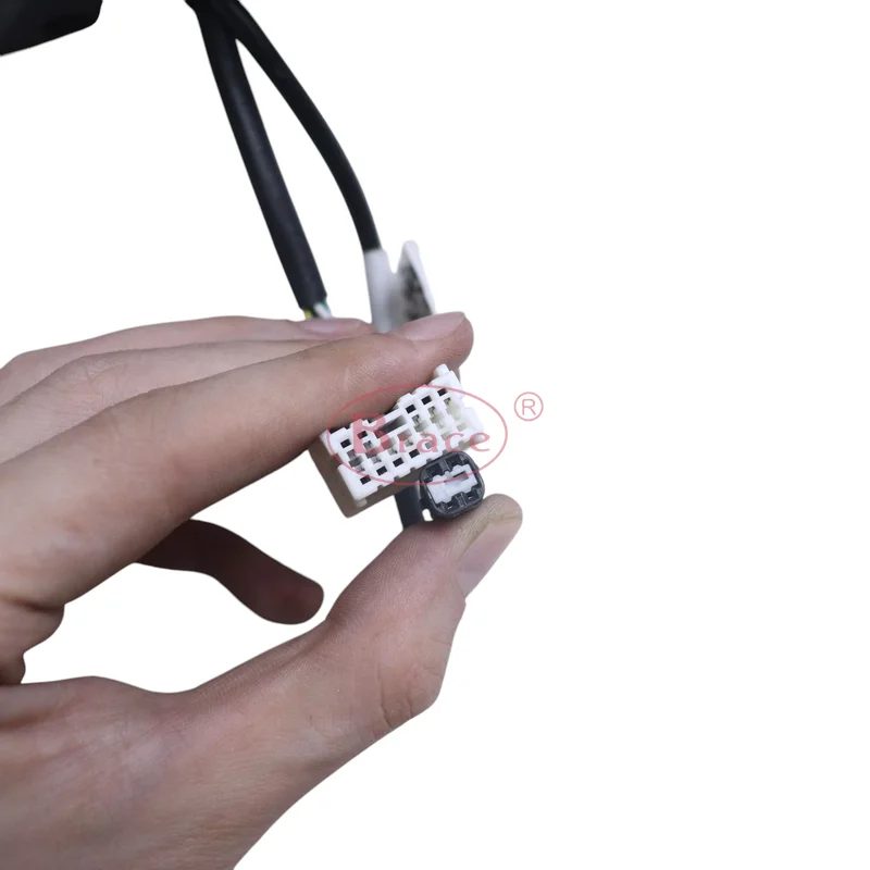 Rearview Mirror for Chery Jetour x70 OEM F01-8202P40AA-DQ — photo 3