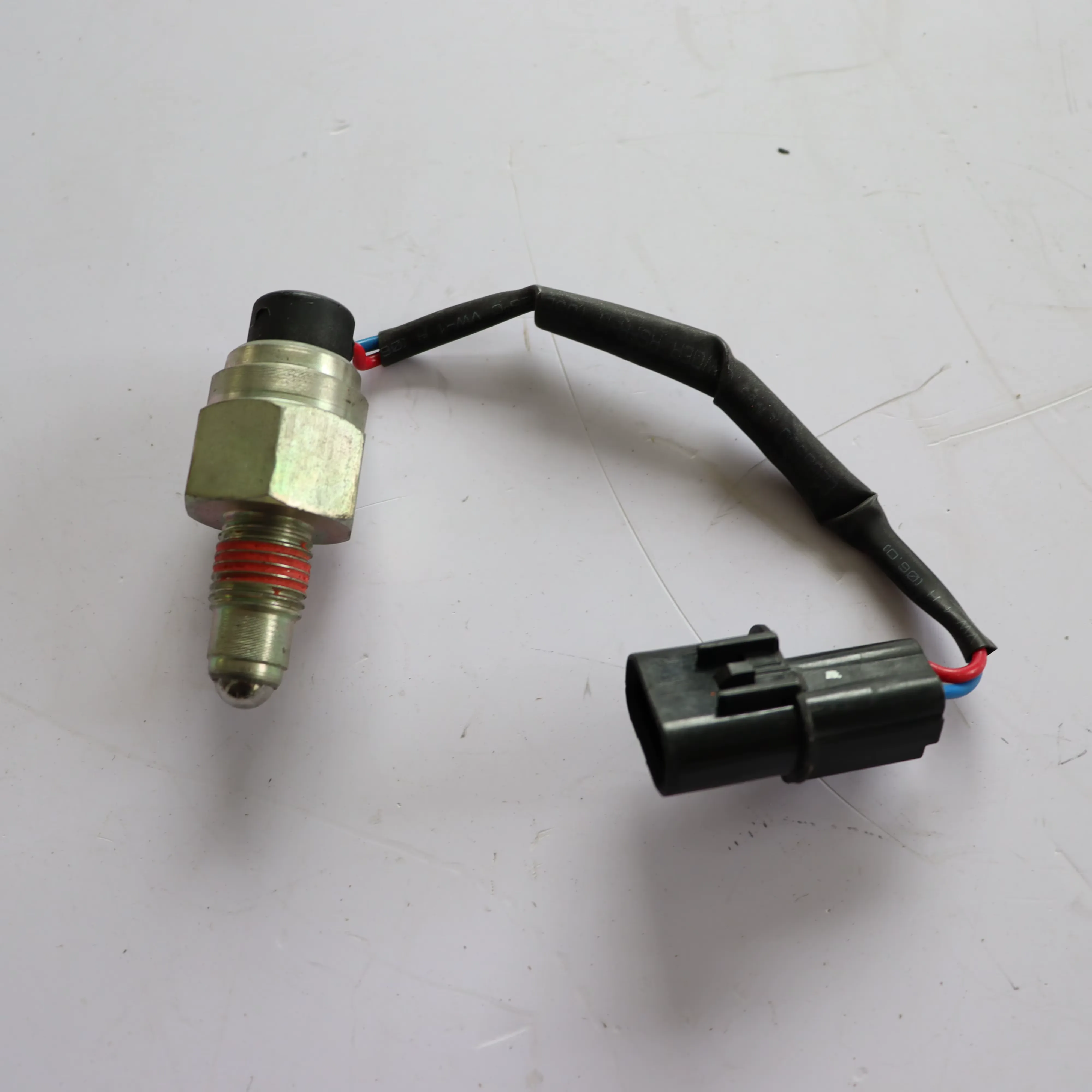 S1700L21069-5102 Original Reverse Lamp Switch Sensor Suitable for JAC T6 S5 product photo