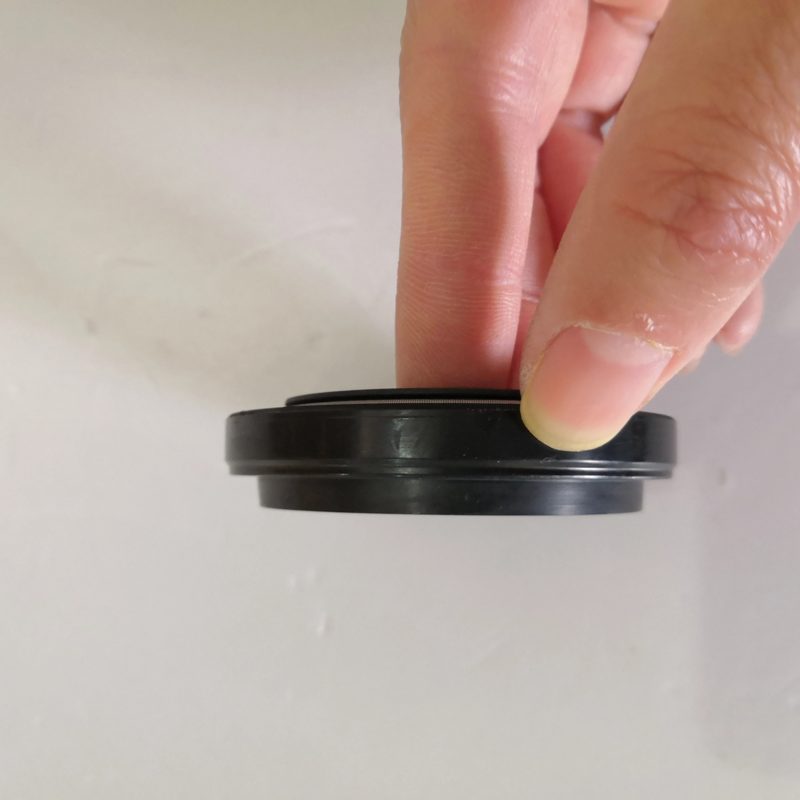 S1701L21069-60039 Auto Rubber Rear Oil Seal / Half Shaft Oil Seal for JAC J2 Left — photo 2