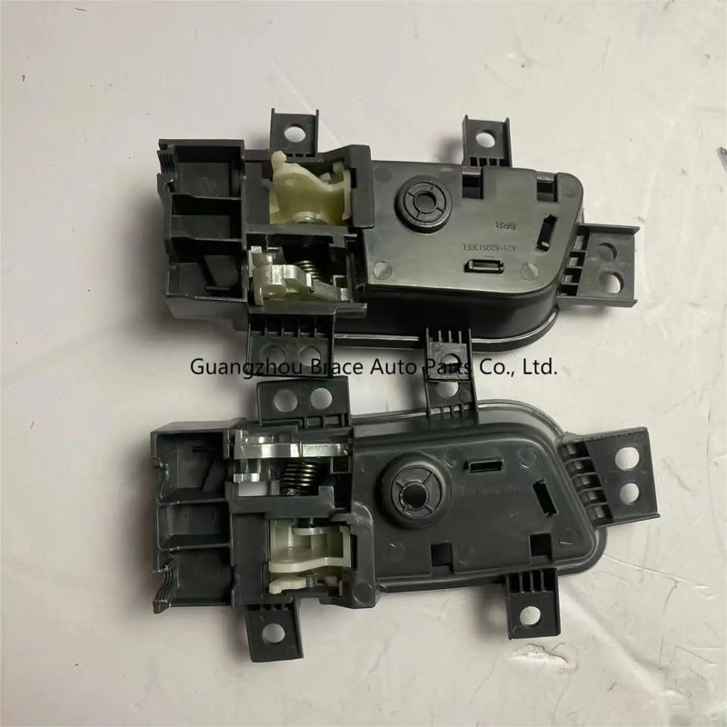 Spare Auto Parts Car Door Inner Handle for Chery E5 — photo 3