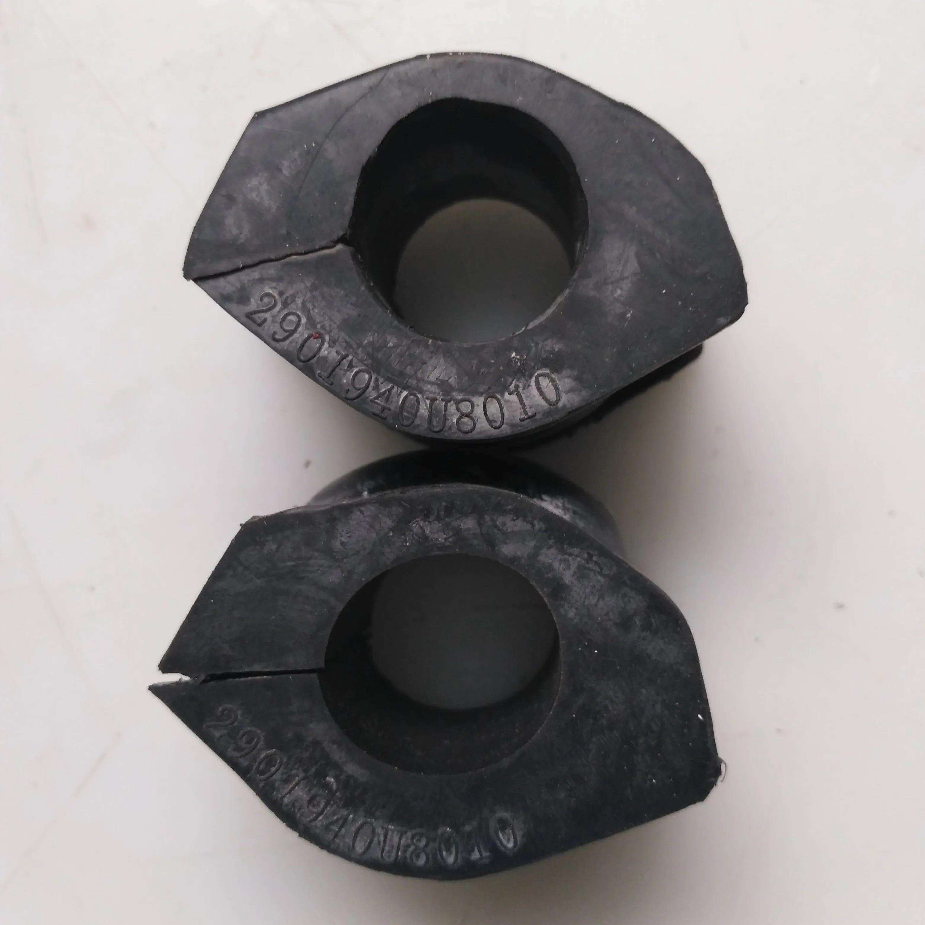 Stabilizer Link Bush Suitable for JAC J3 A137 OEM 2901940U8010 product photo